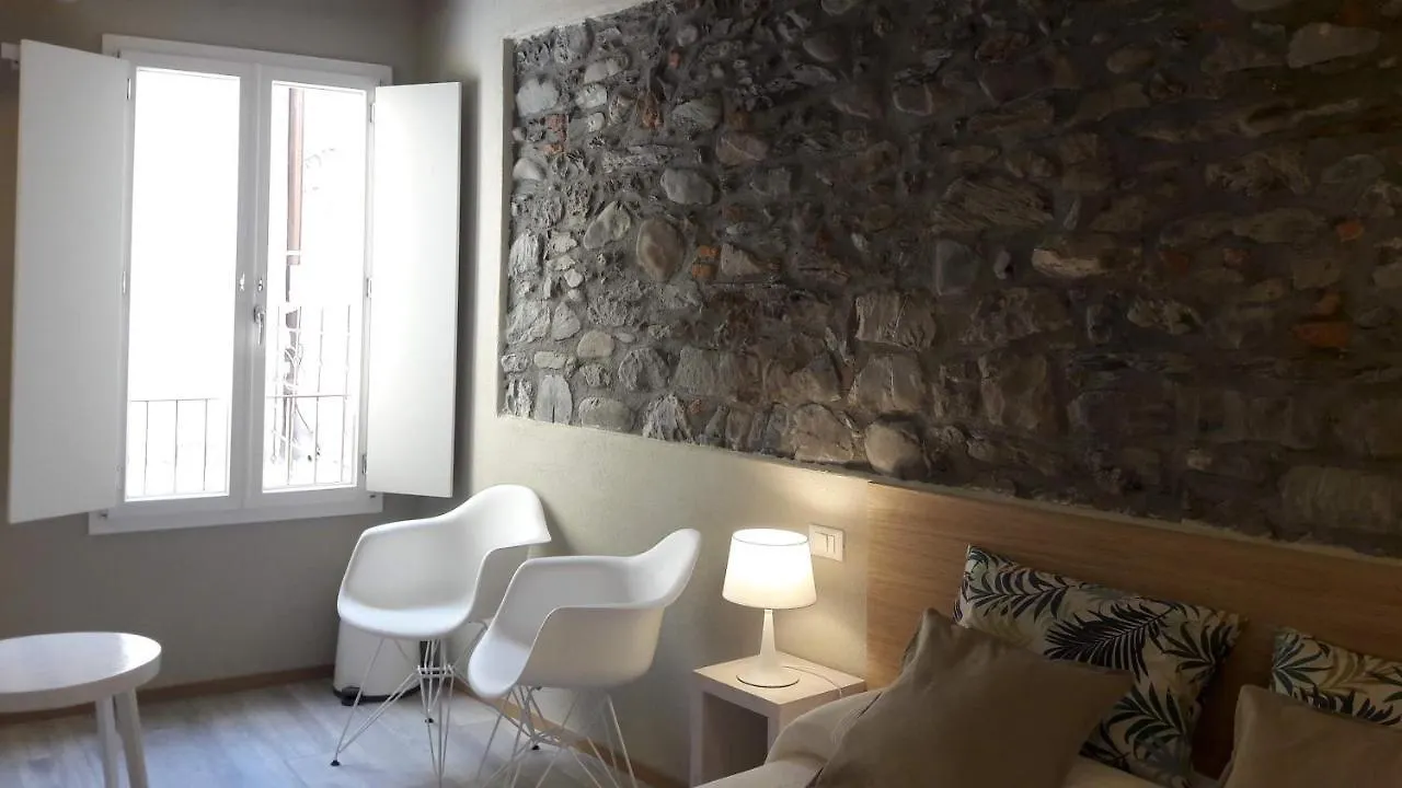 Santa Marta Rooms - Vernazza 0*,