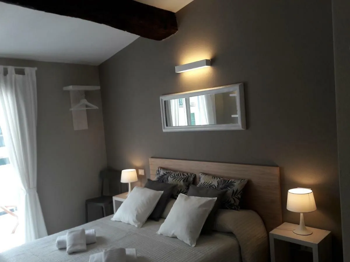 Santa Marta Rooms - Vernazza