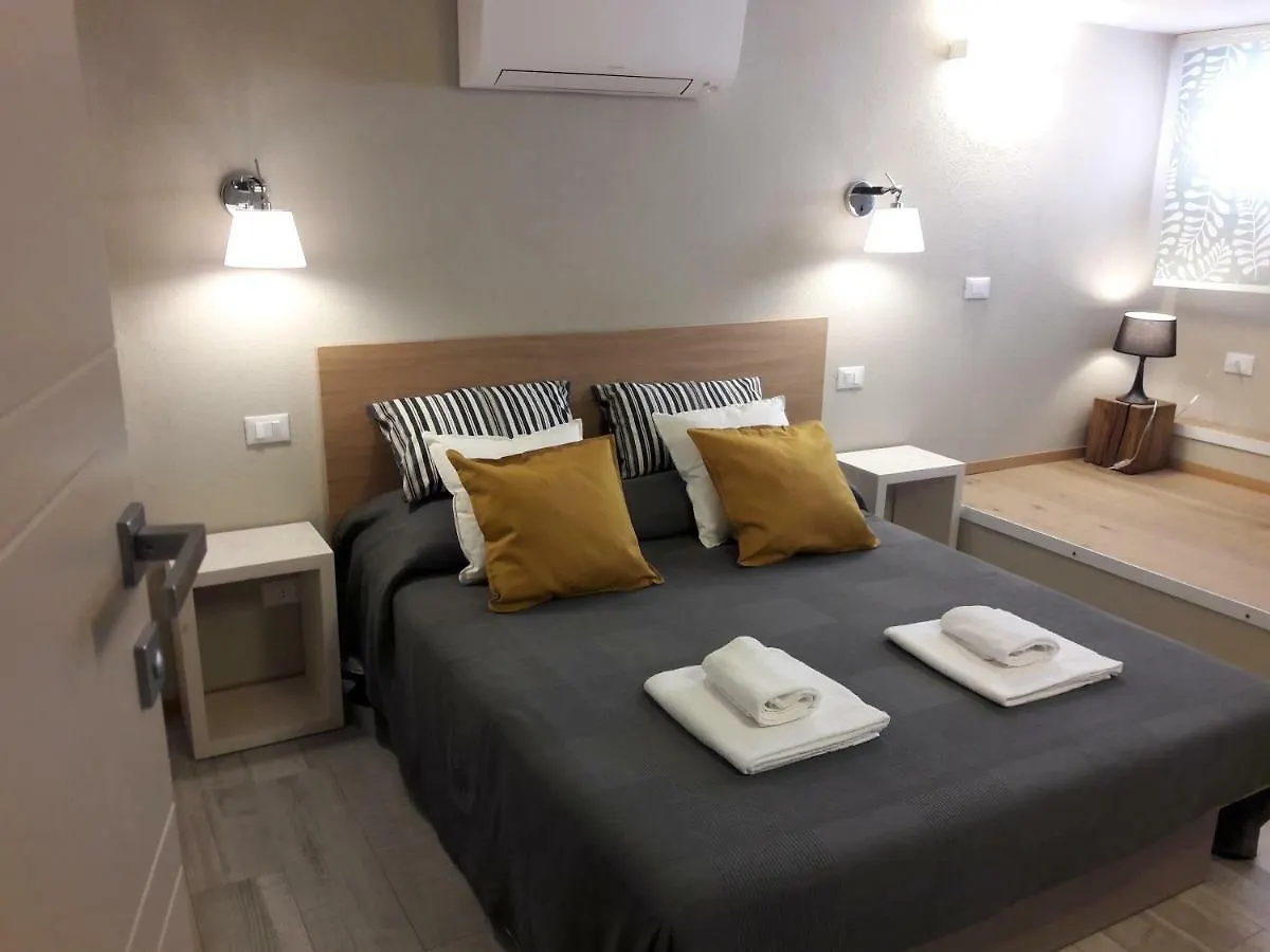 Gasthof Santa Marta Rooms - Vernazza