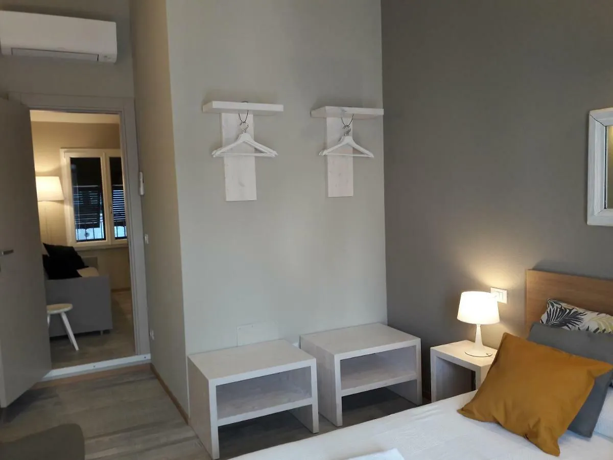 Santa Marta Rooms - Vernazza Italien