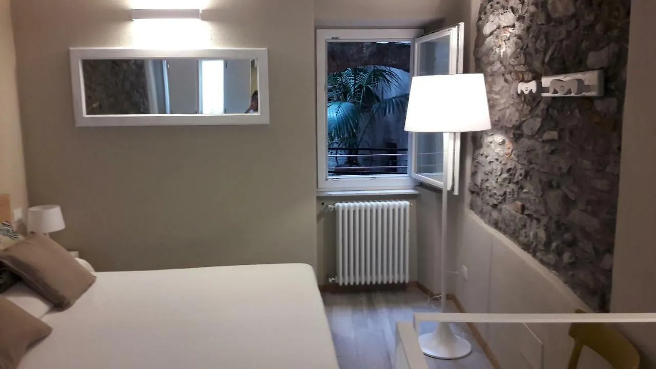Santa Marta Rooms - Vernazza Italien