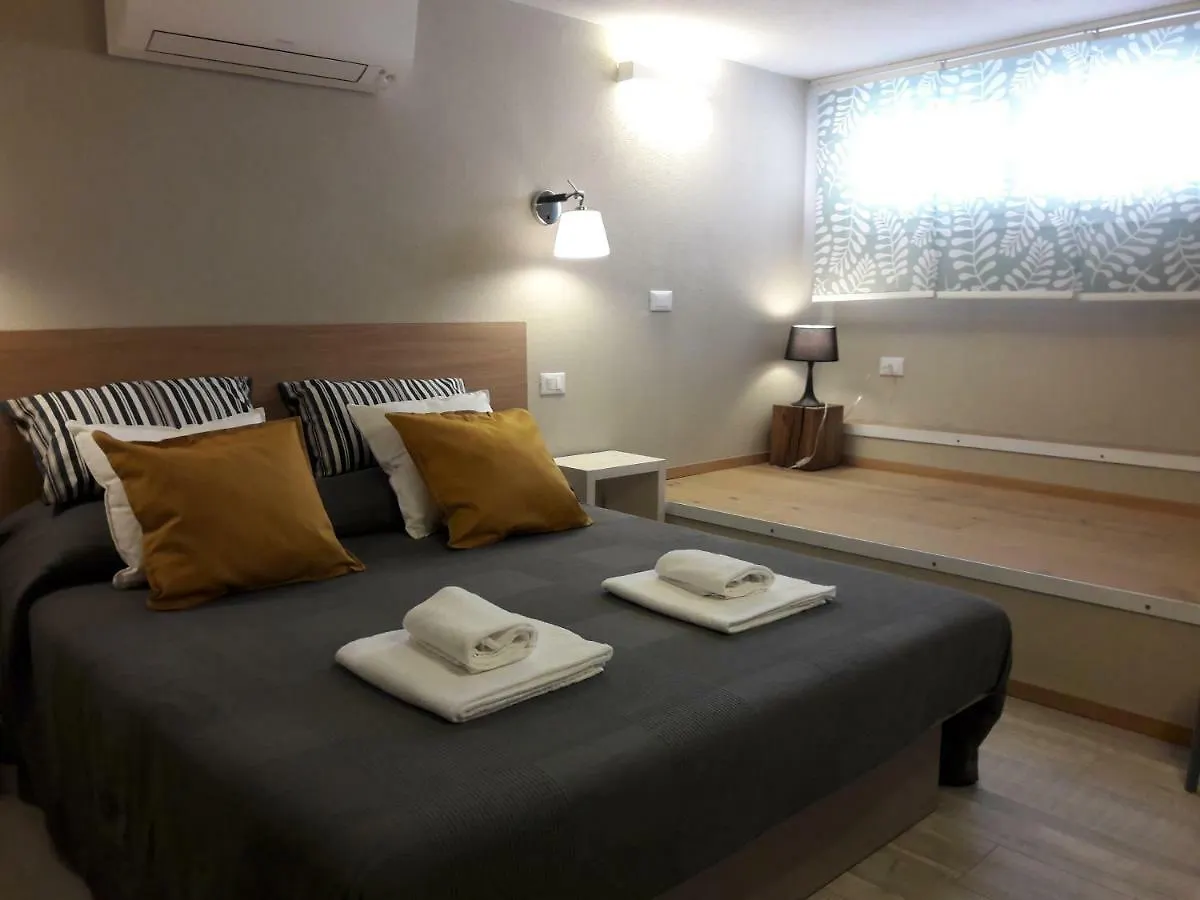 Santa Marta Rooms - Vernazza Italien